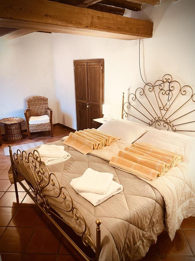 In Castello Hotell Gallicano Eksteriør bilde